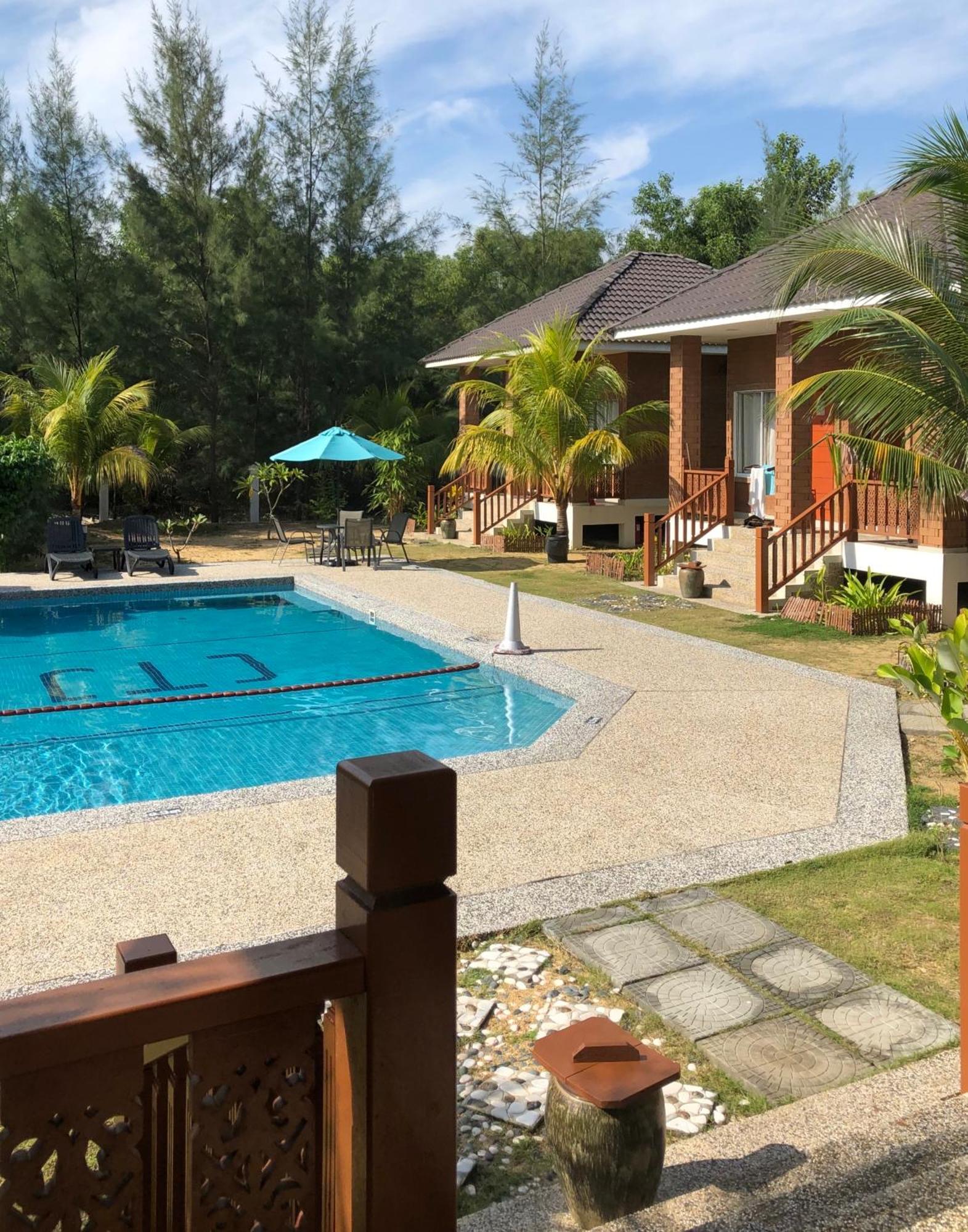 Casa Tanjung Jara Hotel Dungun Buitenkant foto