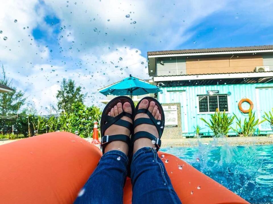 Casa Tanjung Jara Hotel Dungun Buitenkant foto