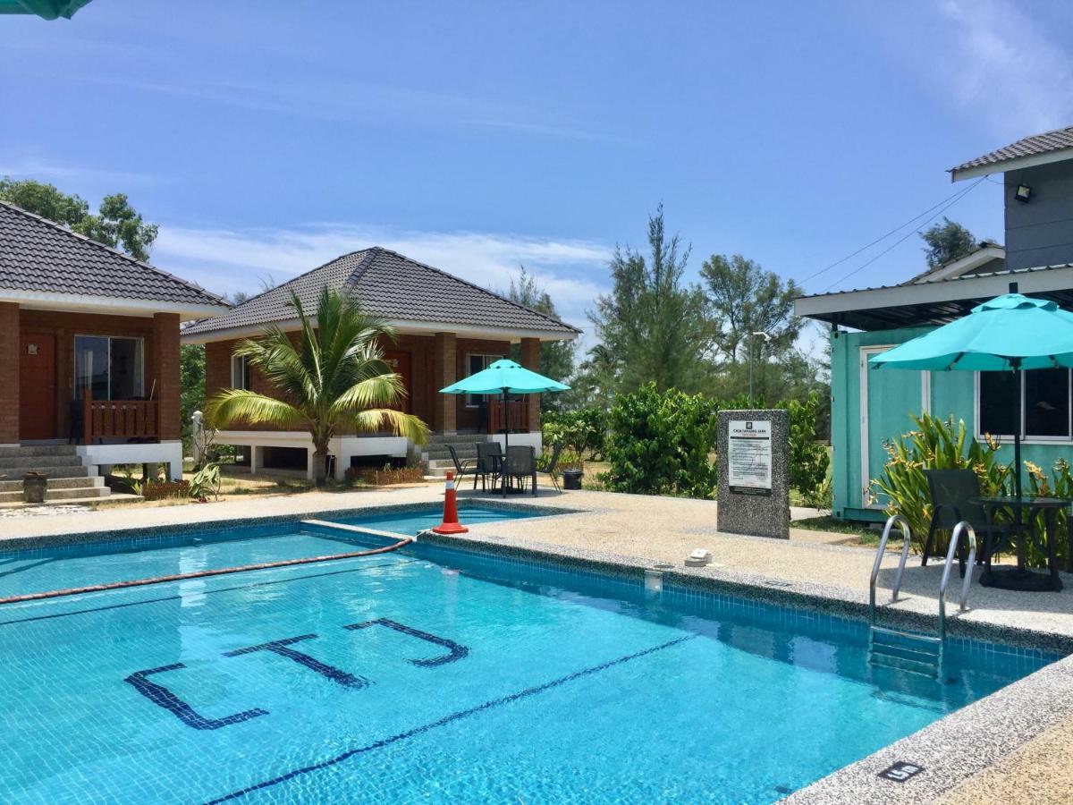 Casa Tanjung Jara Hotel Dungun Buitenkant foto
